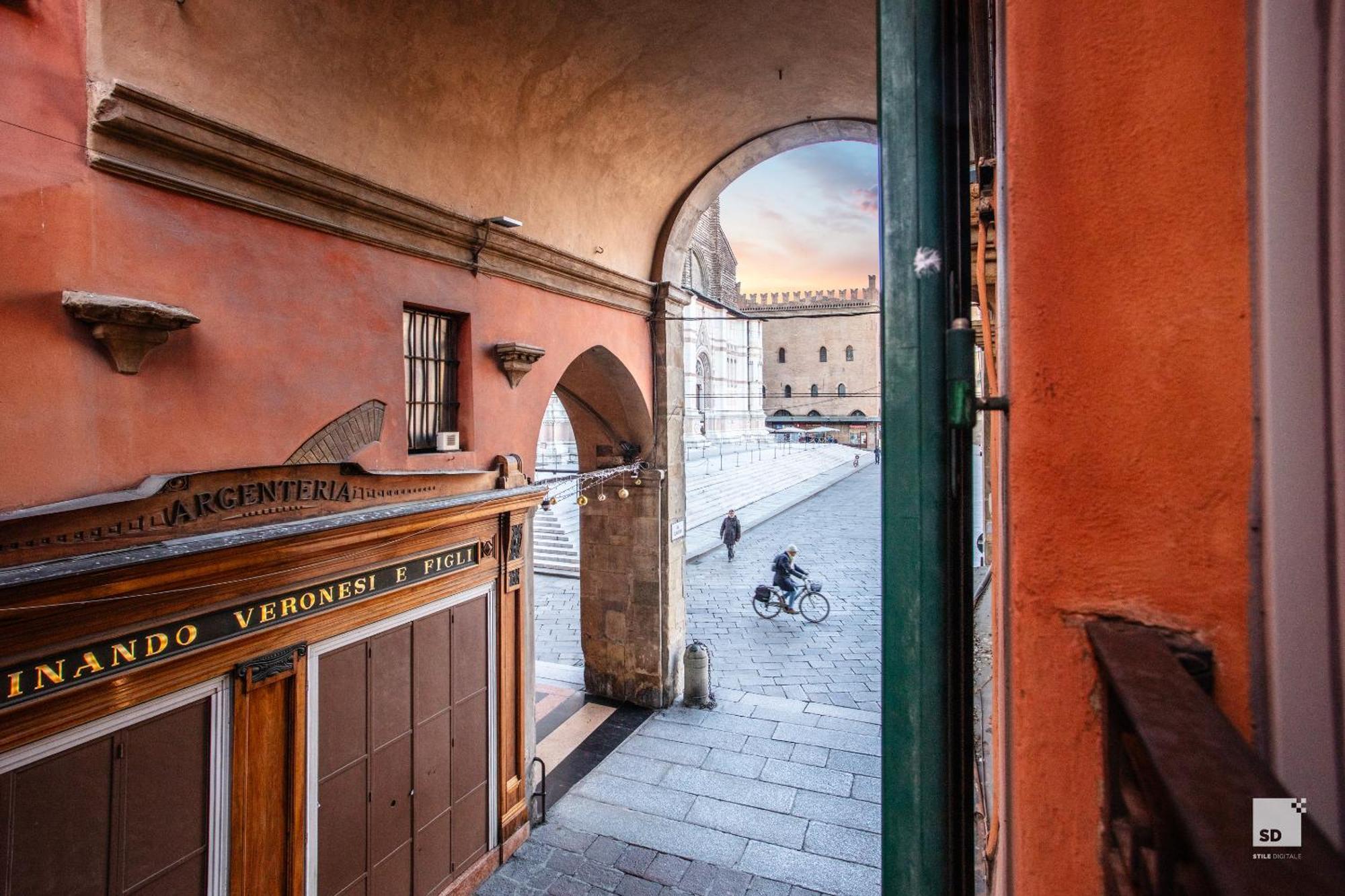 Urbanicooh Guidozagni - Piazza Maggiore View 볼로냐 외부 사진